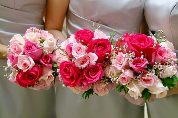 คำถามสำคัญที่ควรถามร้านดอกไม้ก่อนเริ่มงานแต่งงานของคุณ